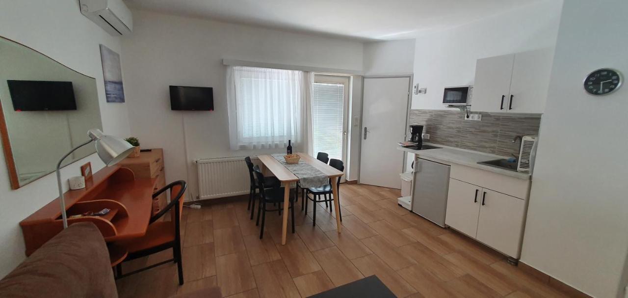 Forrest Apartman Gyenesdiás المظهر الخارجي الصورة